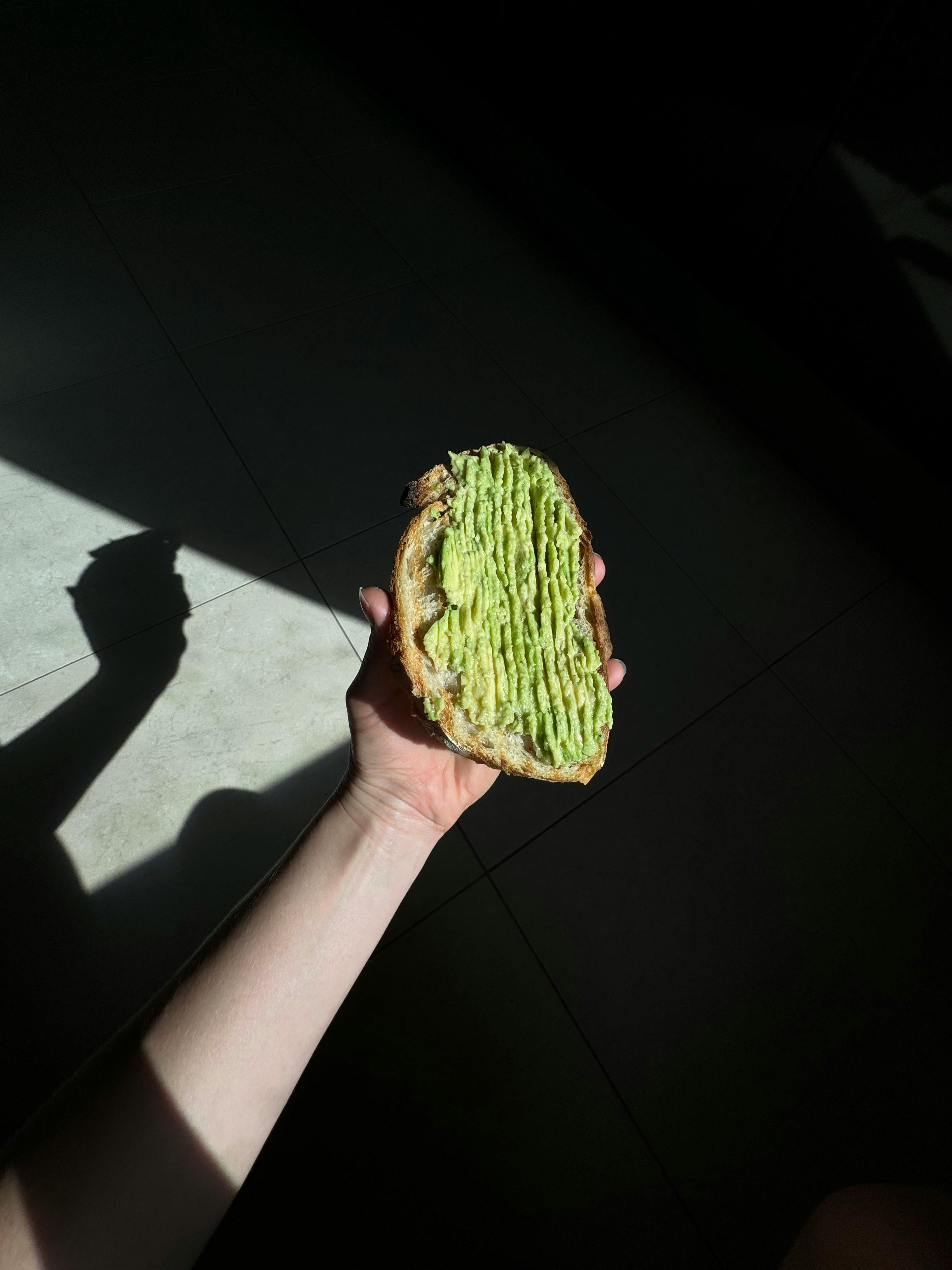 Best 5 Effective Keto Crackers for Healthy Snacking in 2025